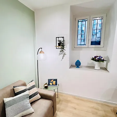 Flowflat Vatican Apartment